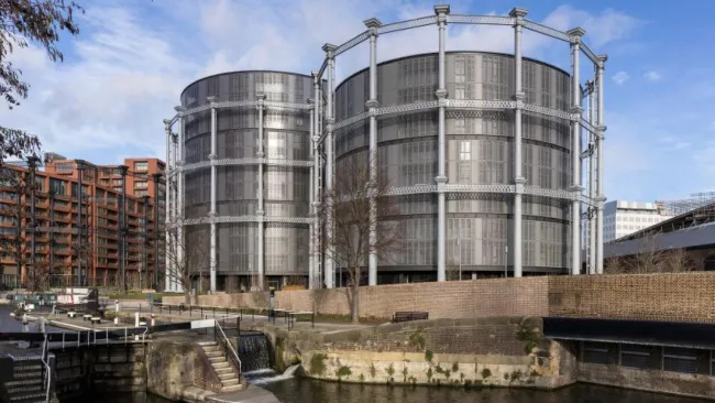 gasholders_kings_cross-gasholders-wilkinson-eyre-and-jonahan-tuckey-architecture_dezeen_2364_hero-1-852x479.jpg